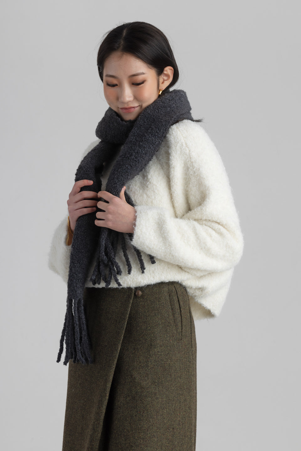 Wool-fringed scarf
